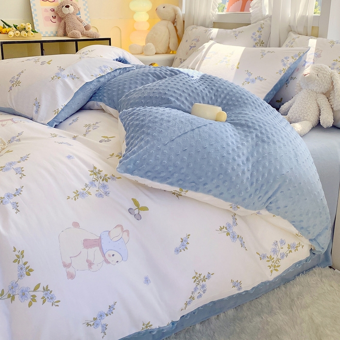 91家纺网 家纺一手货源 找家纺 金鑫汇家纺 2025新款全棉豆豆绒系列单被套-棉加绒系列 棉加豆豆绒-花丛兔