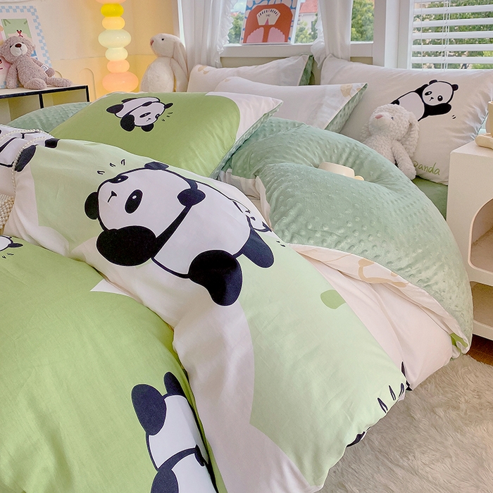 91家纺网 家纺一手货源 找家纺 金鑫汇家纺 2025新款全棉豆豆绒系列单被套-棉加绒系列 棉加豆豆绒-可爱熊猫