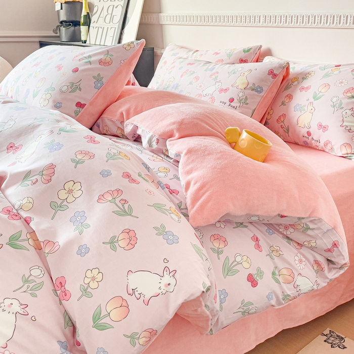 91家纺网 家纺一手货源 找家纺 金鑫汇家纺 2025新款全棉豆豆绒系列单被套-棉加绒系列 棉加绒-荷枝桃桃