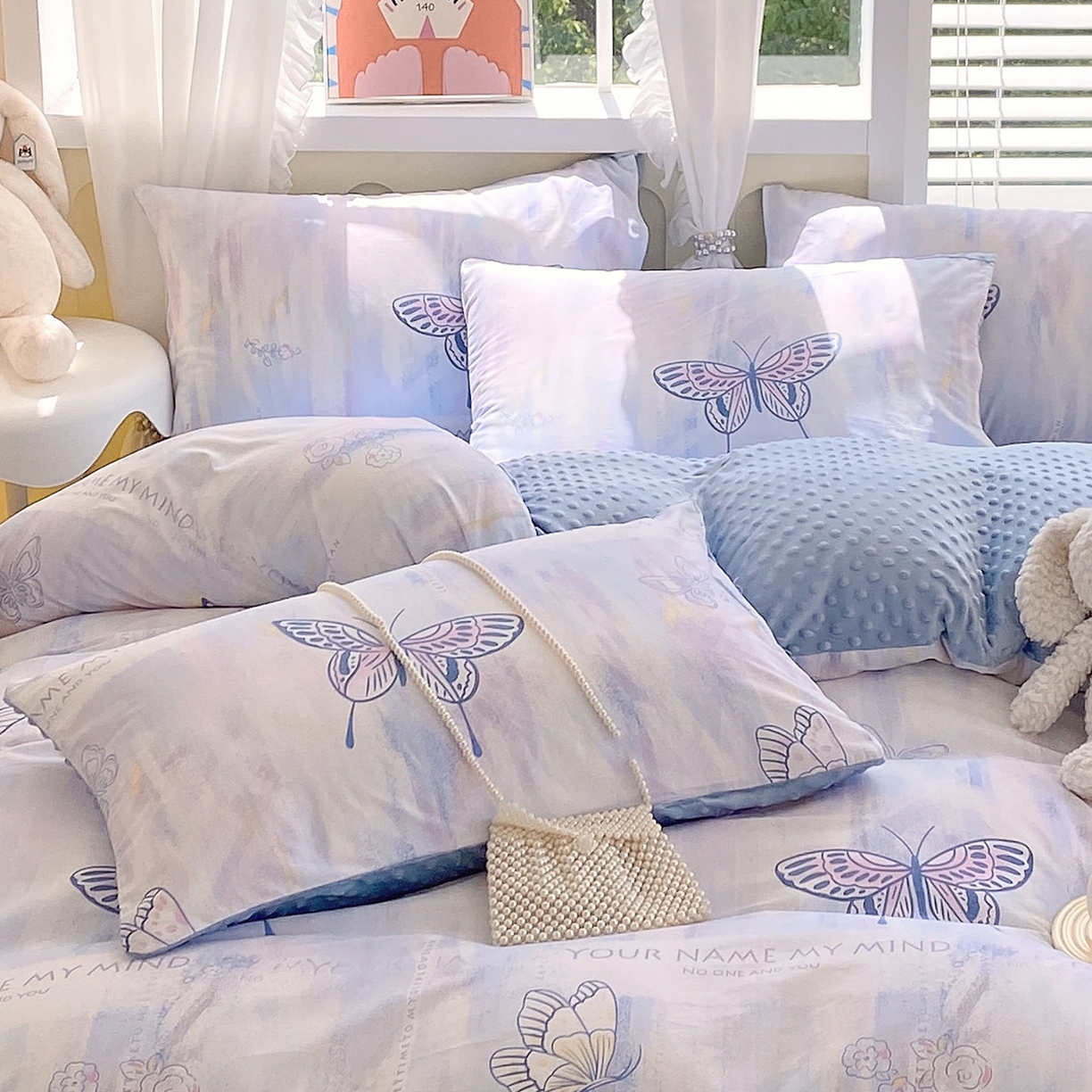 91家纺网 家纺一手货源 找家纺 金鑫汇家纺 2025新款全棉豆豆绒系列单枕套-棉加绒系列 棉加豆豆绒-梦蝶