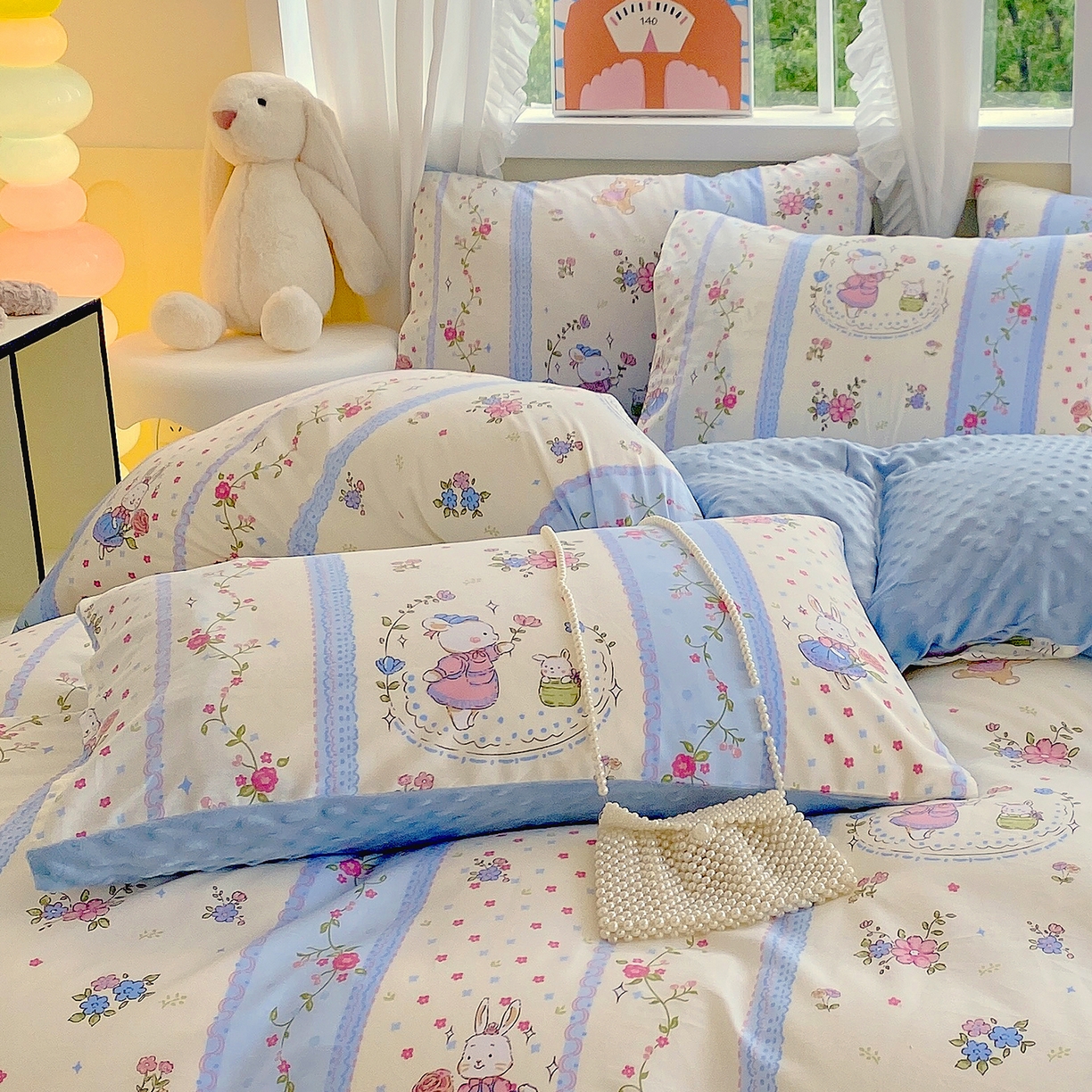 91家纺网 家纺一手货源 找家纺 金鑫汇家纺 2025新款全棉豆豆绒系列单枕套-棉加绒系列 棉加豆豆绒-快乐萌兔