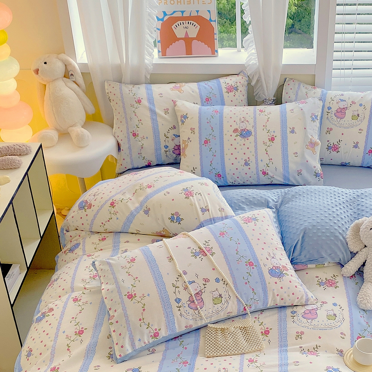 91家纺网 家纺一手货源 找家纺 金鑫汇家纺 2025新款全棉豆豆绒系列单枕套-棉加绒系列 棉加豆豆绒-快乐萌兔