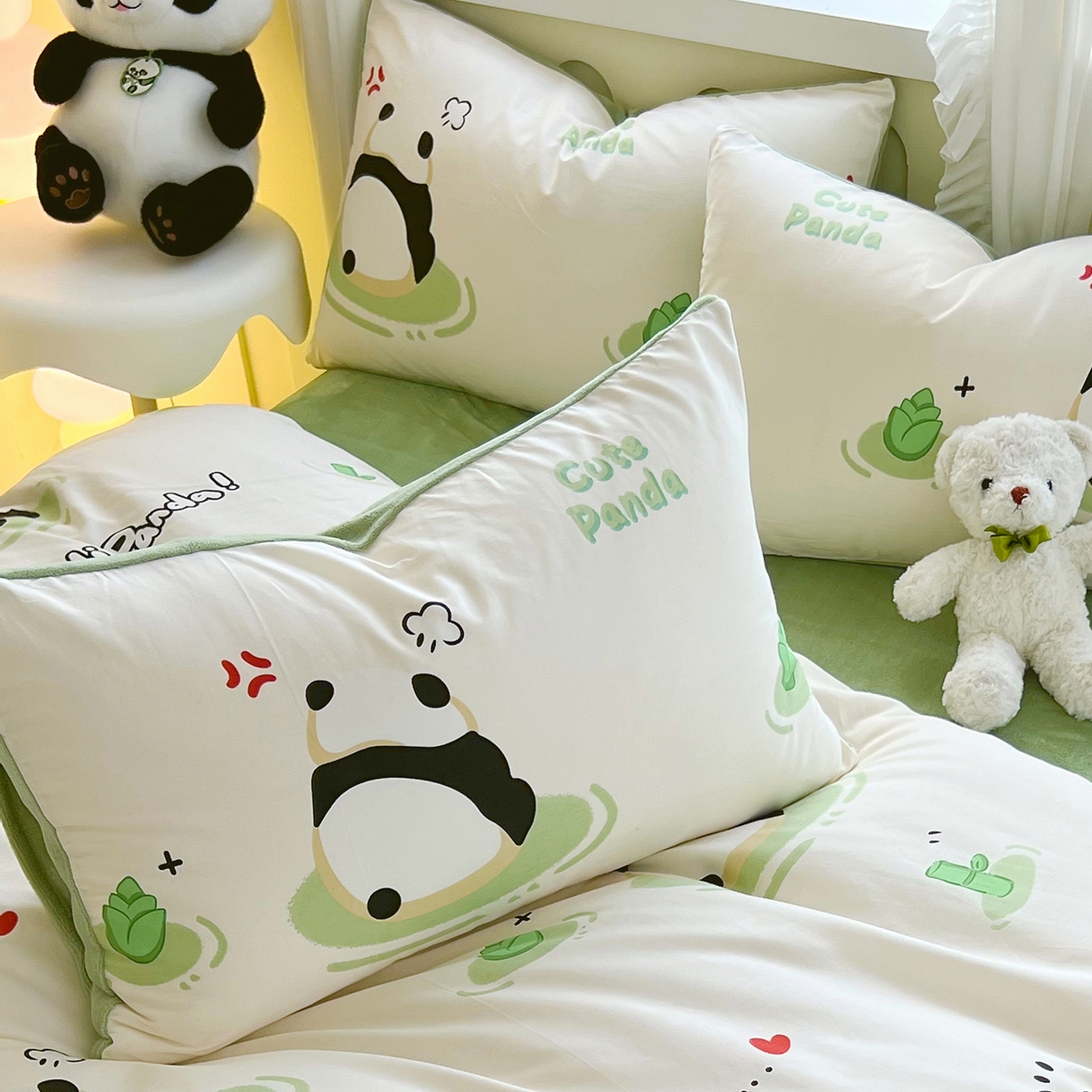 91家纺网 家纺一手货源 找家纺 金鑫汇家纺 2025新款全棉豆豆绒系列单枕套-棉加绒系列 棉加绒-熊猫乐园