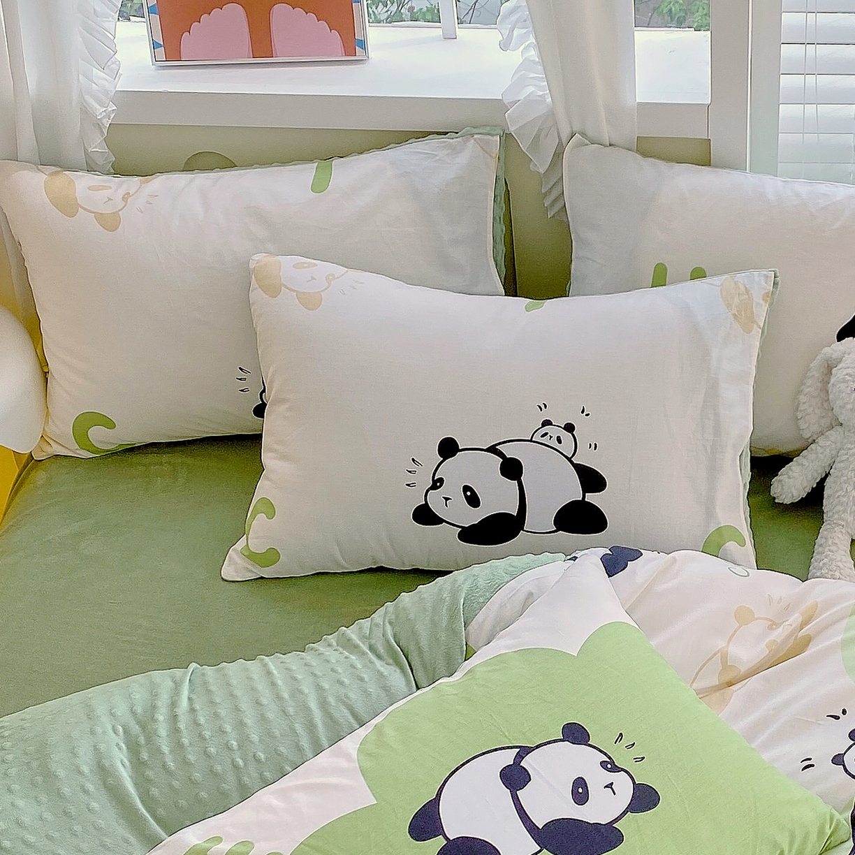 91家纺网 家纺一手货源 找家纺 金鑫汇家纺 2025新款全棉豆豆绒系列单枕套-棉加绒系列 棉加豆豆绒-可爱熊猫