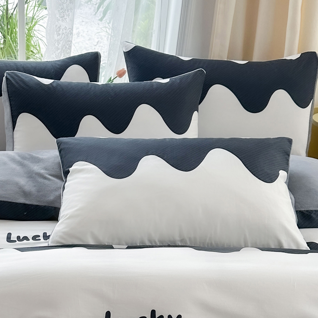 91家纺网 家纺一手货源 找家纺 金鑫汇家纺 2025新款全棉豆豆绒系列单枕套-棉加绒系列 棉加绒-波浪世界