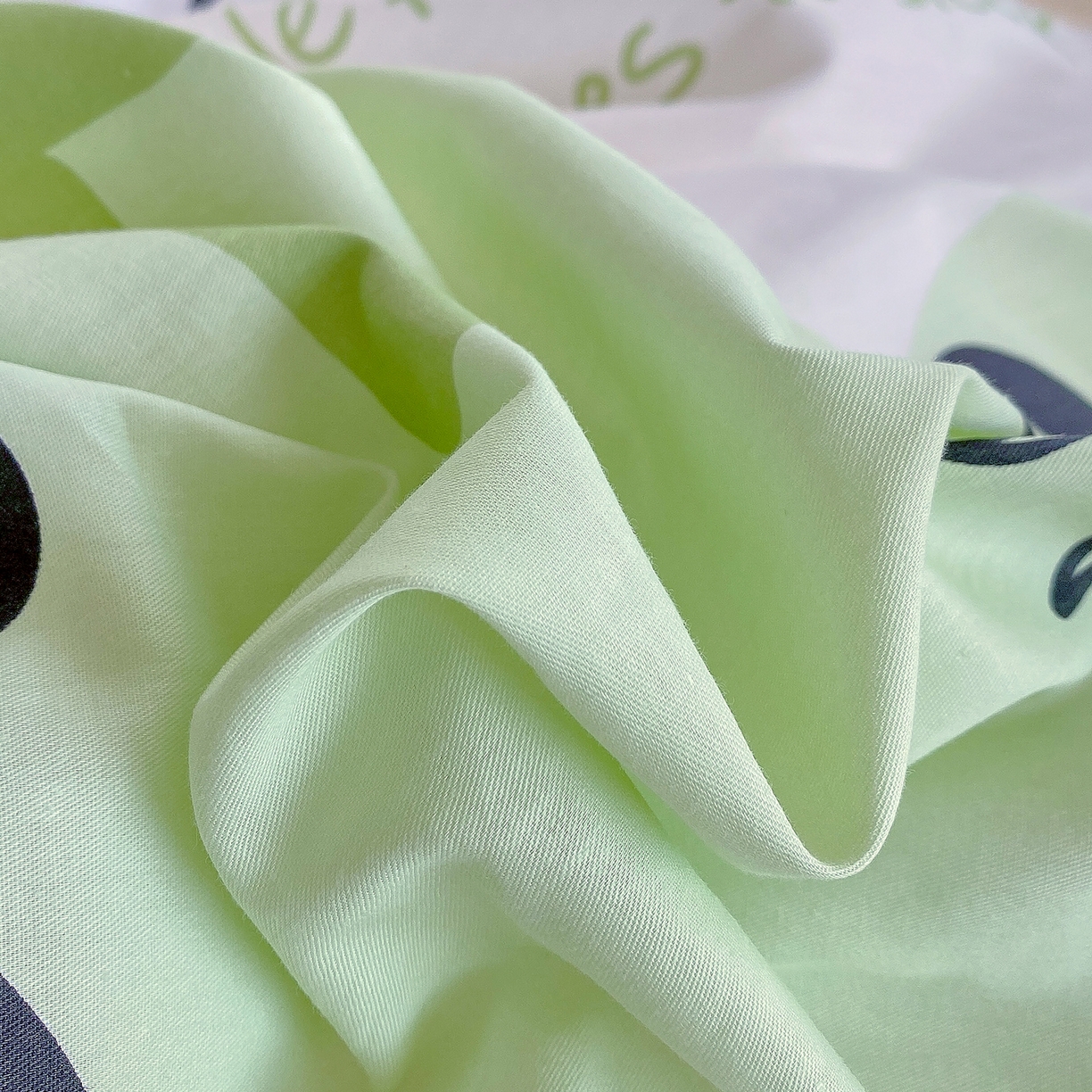 91家纺网 家纺一手货源 找家纺 金鑫汇家纺 2025新款全棉豆豆绒系列单枕套-棉加绒系列 棉加豆豆绒-可爱熊猫