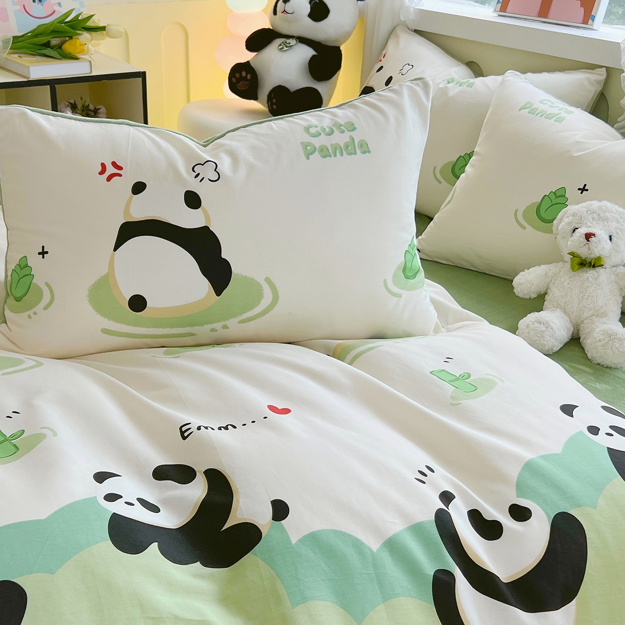 91家纺网 家纺一手货源 找家纺 金鑫汇家纺 2025新款全棉豆豆绒系列单枕套-棉加绒系列 棉加绒-熊猫乐园