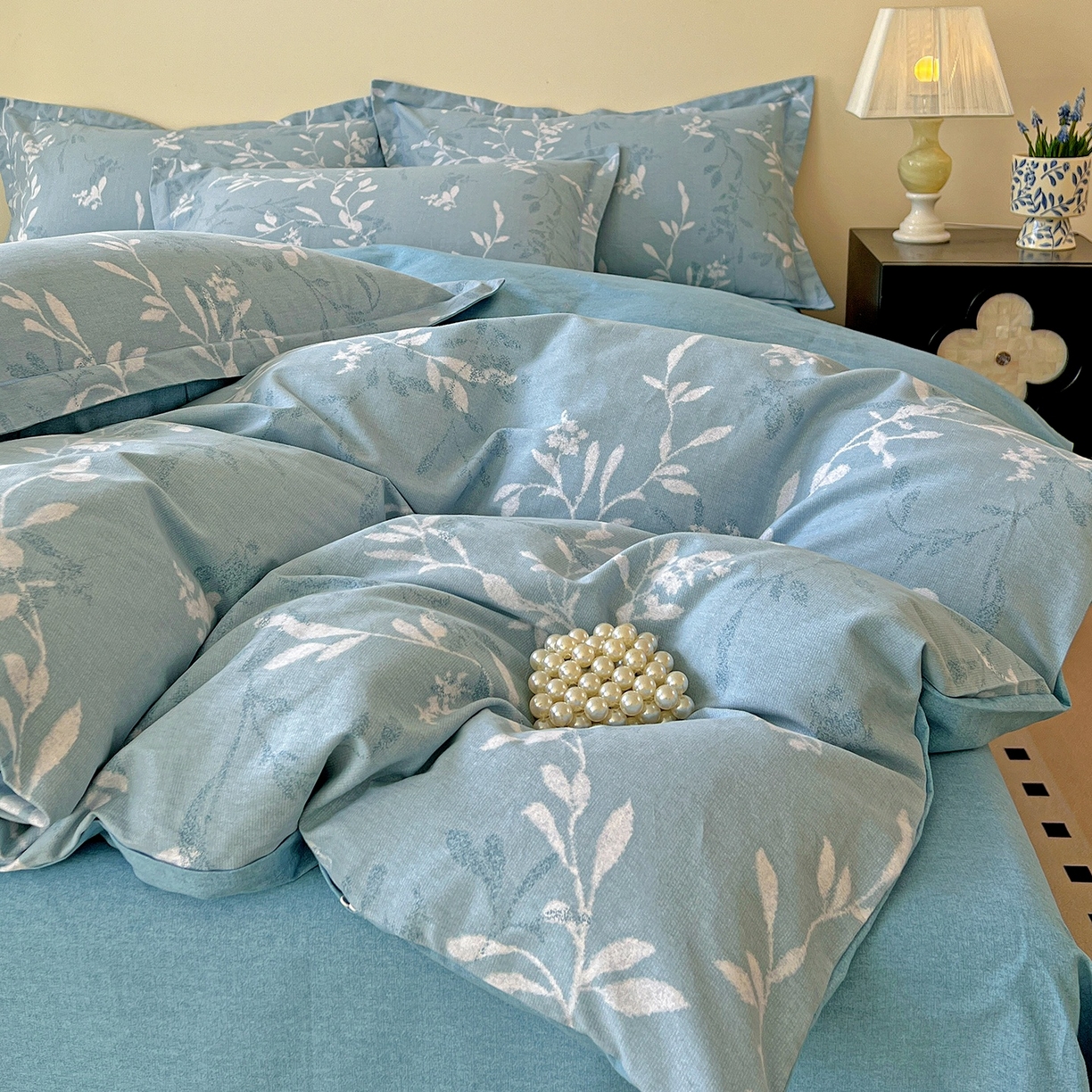 91家纺网 家纺一手货源 找家纺 亿梵家居 2026新款全棉纯棉磨毛四件套 春和景明-蓝