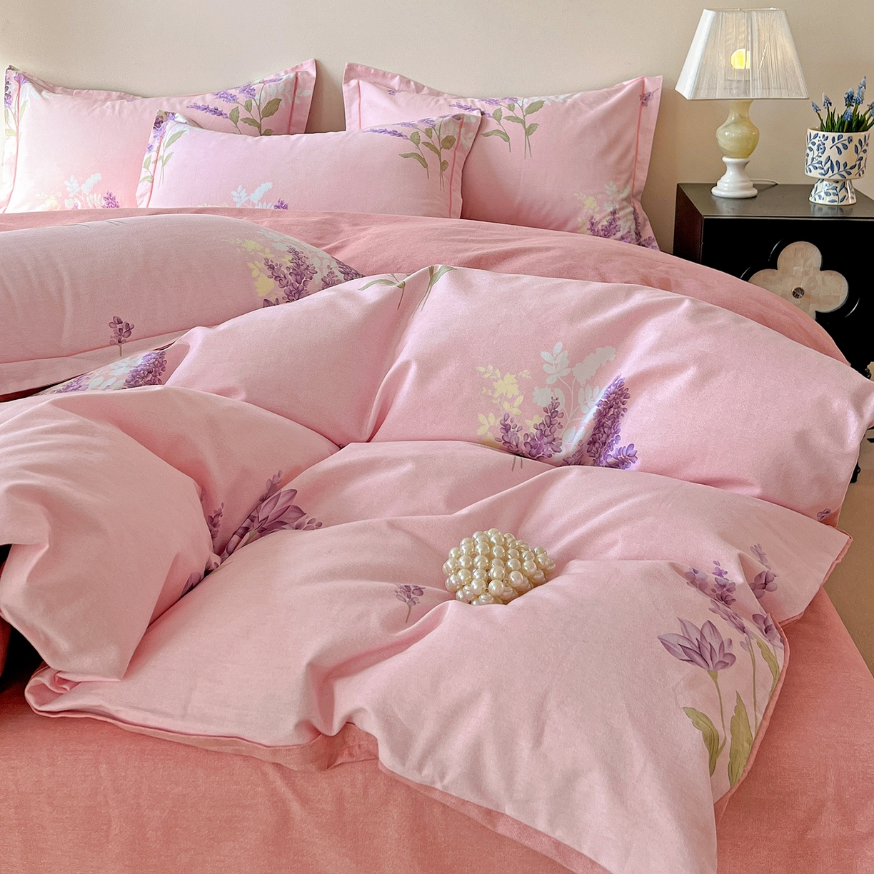 91家纺网 家纺一手货源 找家纺 亿梵家居 2026新款全棉纯棉磨毛四件套 风中摇曳-粉