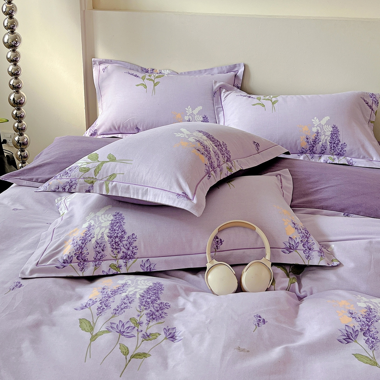 91家纺网 家纺一手货源 找家纺 亿梵家居 2026新款全棉纯棉磨毛四件套 风中摇曳-紫