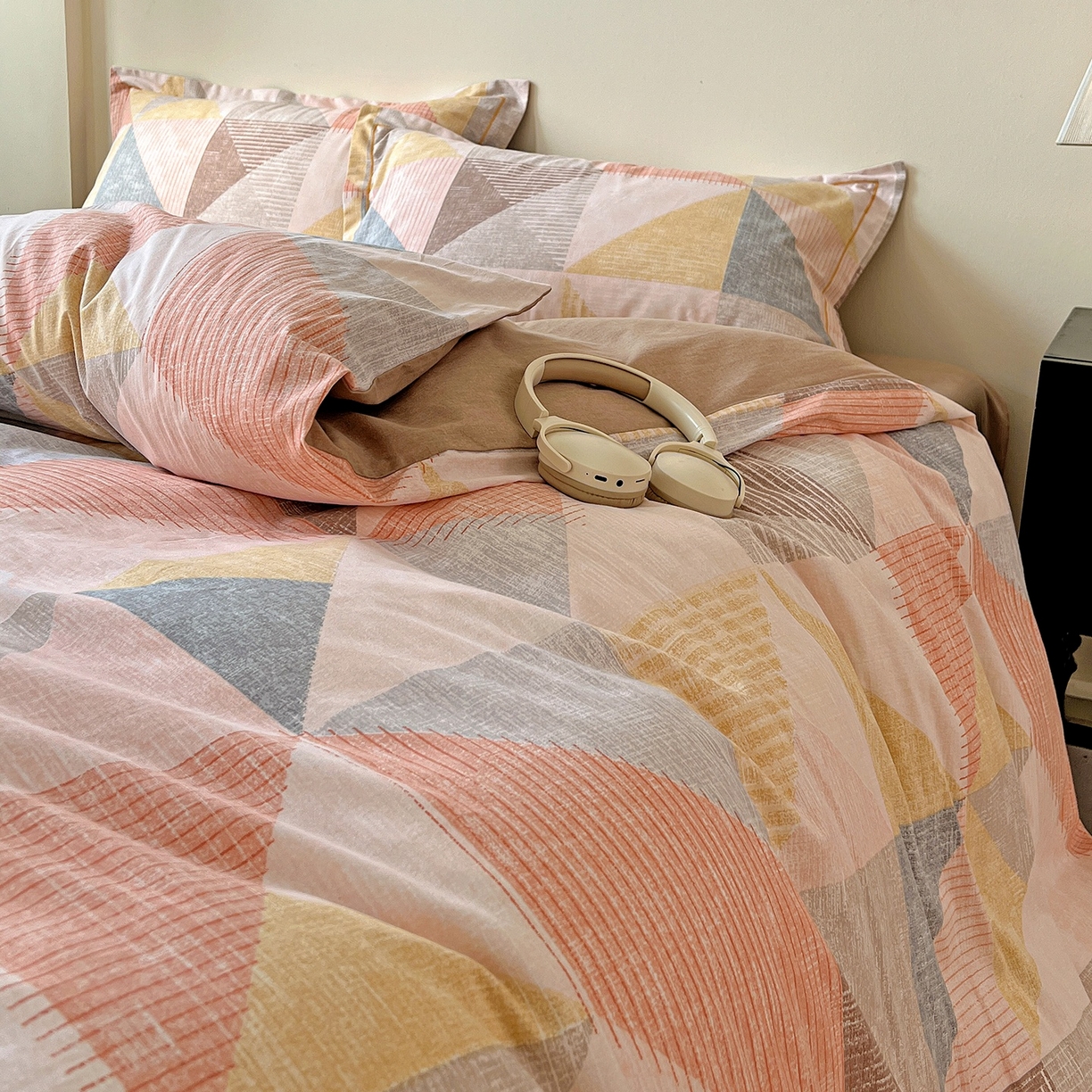 91家纺网 家纺一手货源 找家纺 亿梵家居 2026新款全棉纯棉磨毛四件套 灵动之美-粉