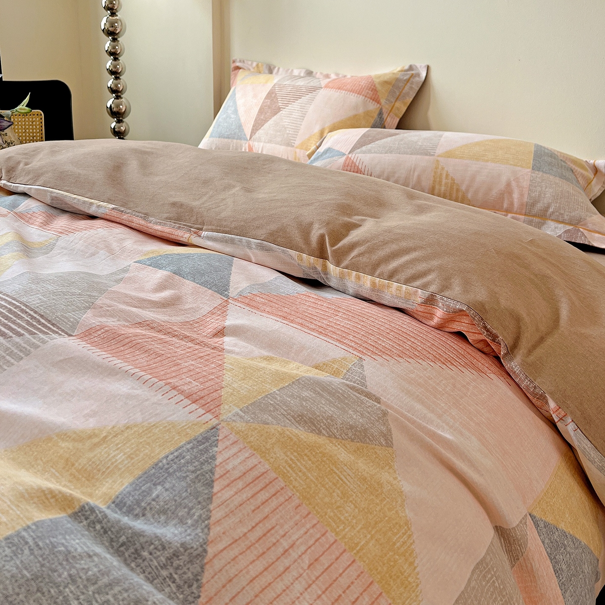 91家纺网 家纺一手货源 找家纺 亿梵家居 2026新款全棉纯棉磨毛四件套 灵动之美-粉