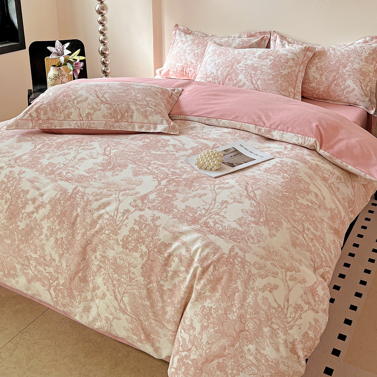 91家纺网 家纺一手货源 找家纺 亿梵家居 2026新款全棉纯棉磨毛四件套 沁语繁花-粉