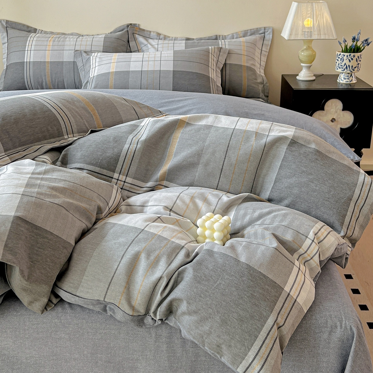 91家纺网 家纺一手货源 找家纺 亿梵家居 2026新款全棉纯棉磨毛四件套 赛普斯-灰