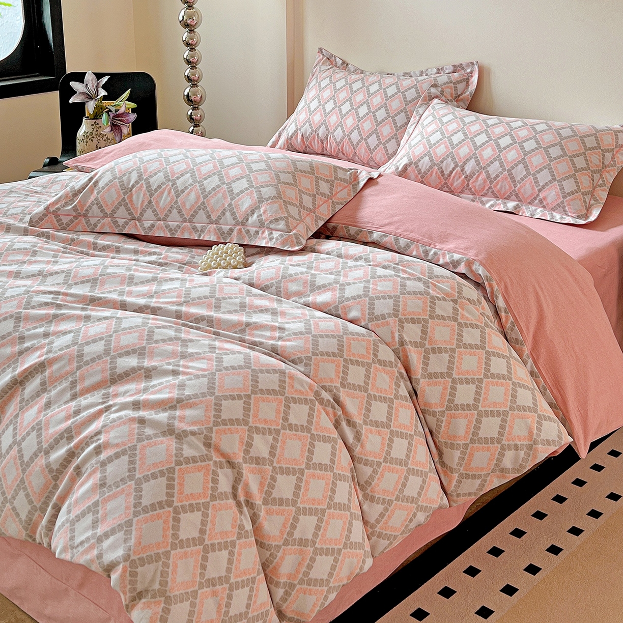 91家纺网 家纺一手货源 找家纺 亿梵家居 2026新款全棉纯棉磨毛四件套 莎莉亚-粉