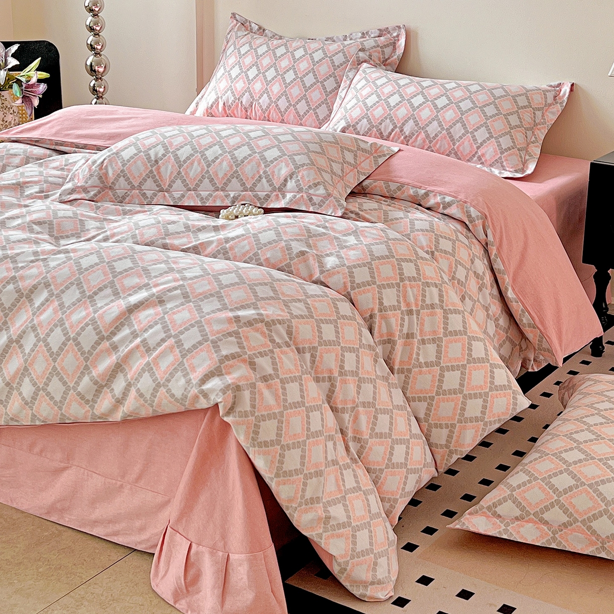 91家纺网 家纺一手货源 找家纺 亿梵家居 2026新款全棉纯棉磨毛四件套 莎莉亚-粉