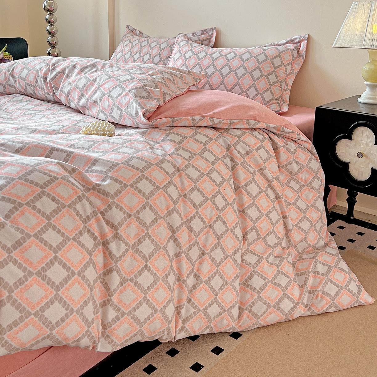 91家纺网 家纺一手货源 找家纺 亿梵家居 2026新款全棉纯棉磨毛四件套 莎莉亚-粉