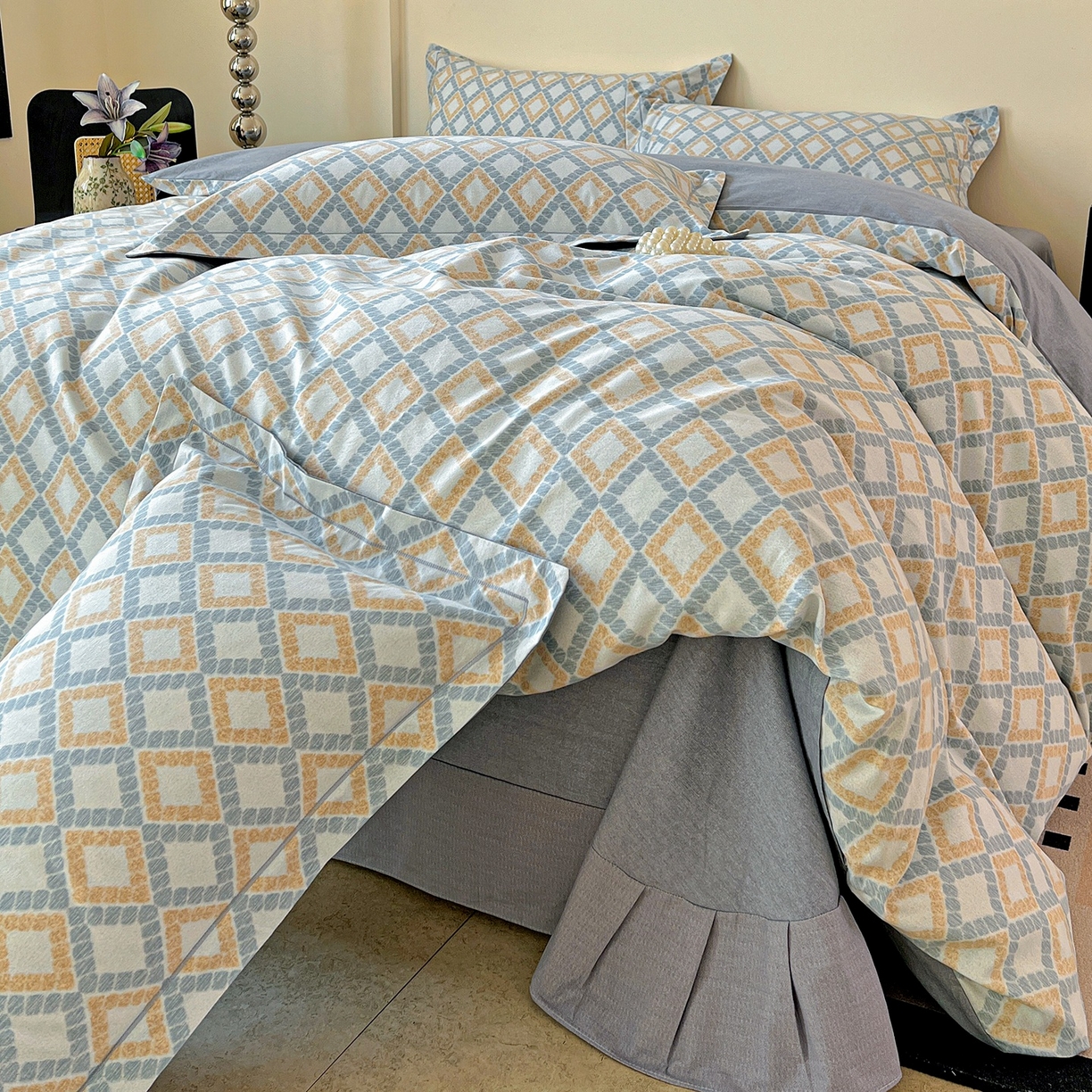 91家纺网 家纺一手货源 找家纺 亿梵家居 2026新款全棉纯棉磨毛四件套 莎莉亚-蓝