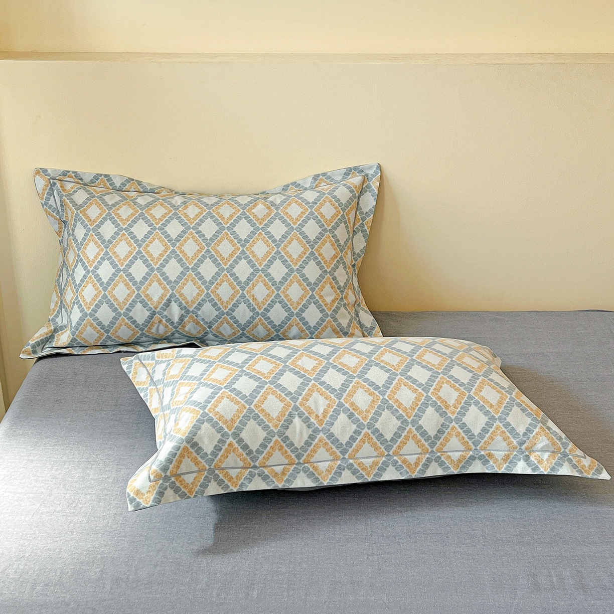 91家纺网 家纺一手货源 找家纺 亿梵家居 2026新款全棉纯棉磨毛四件套 莎莉亚-蓝