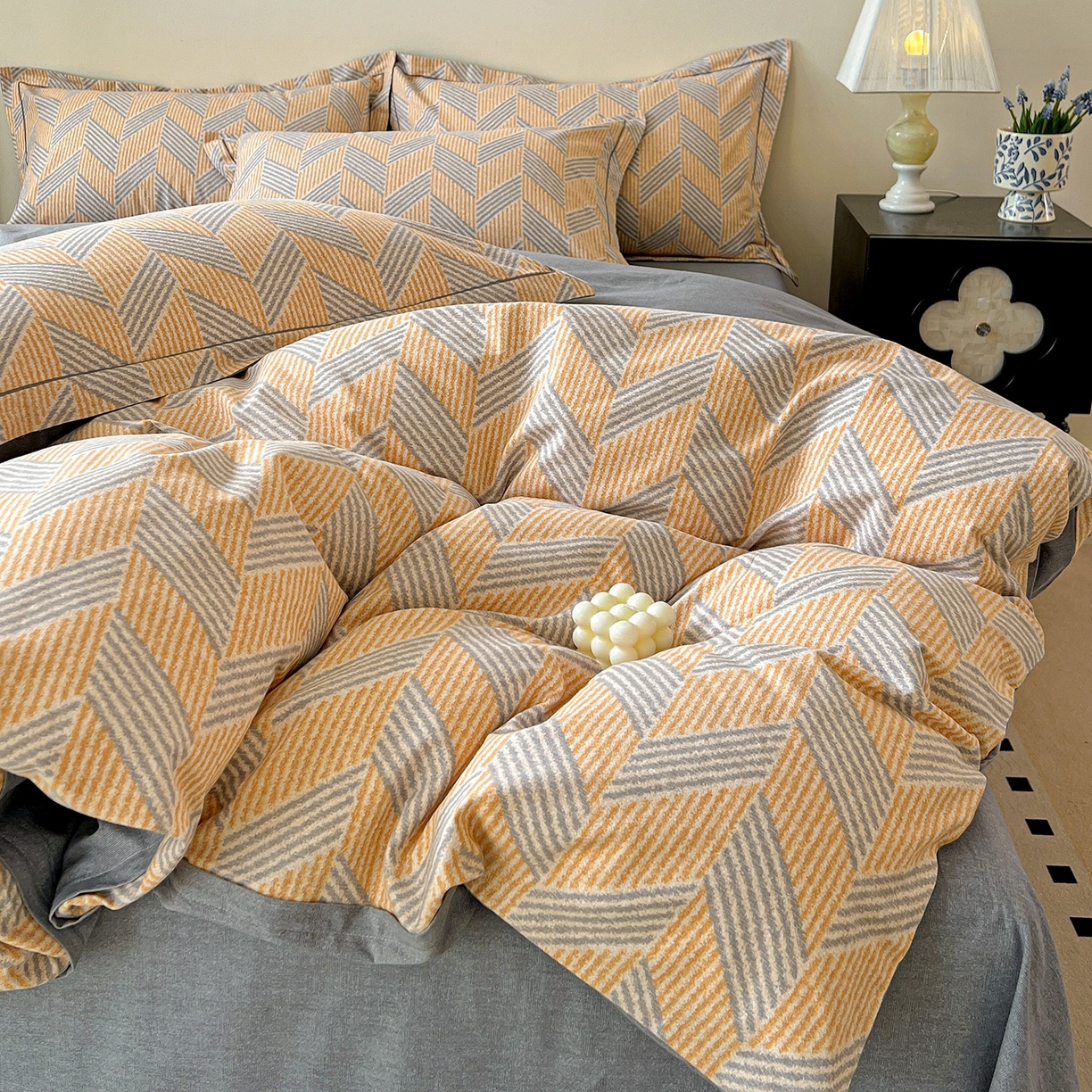 91家纺网 家纺一手货源 找家纺 亿梵家居 2026新款全棉纯棉磨毛四件套 施华洛-咖