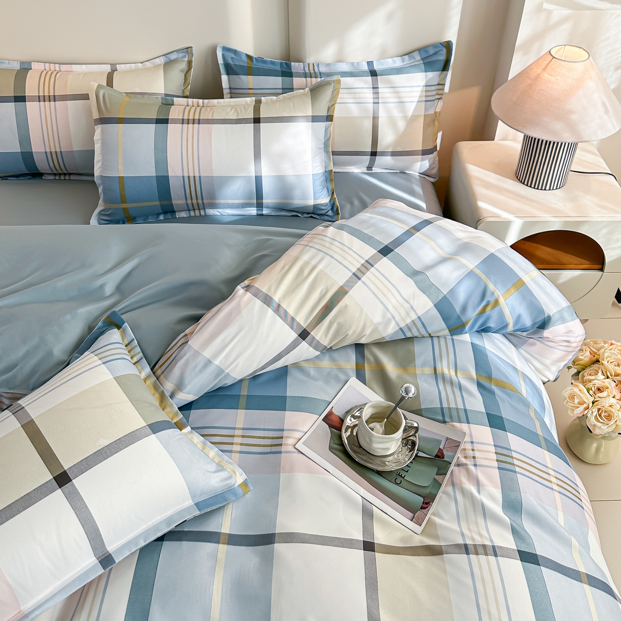 91家纺网 家纺一手货源 找家纺 楠沐家纺 2025年新款无印风学生印花四件套芦荟棉水洗棉 英伦蓝格