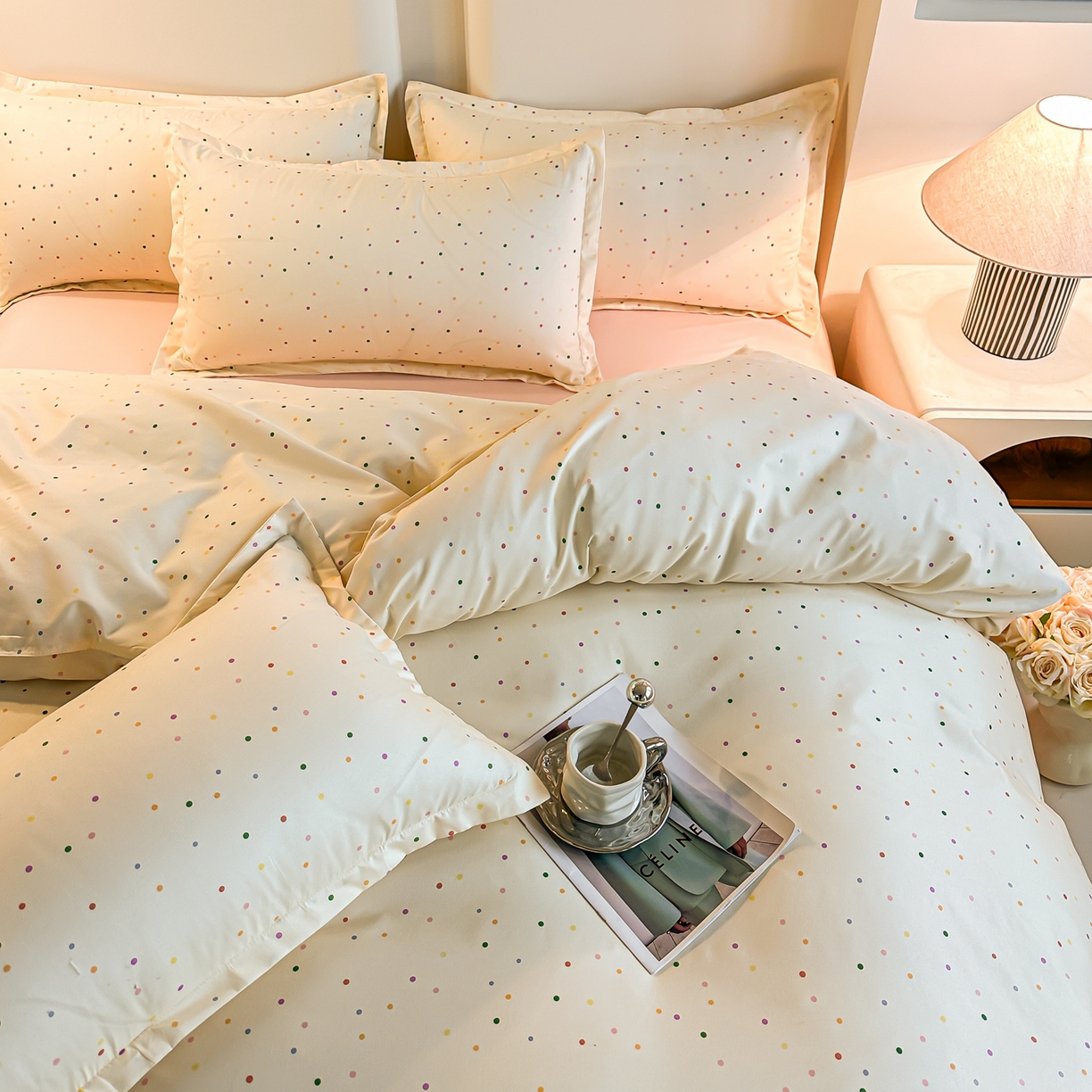 91家纺网 家纺一手货源 找家纺 楠沐家纺 2025年新款无印风学生印花四件套芦荟棉水洗棉 彩色波点