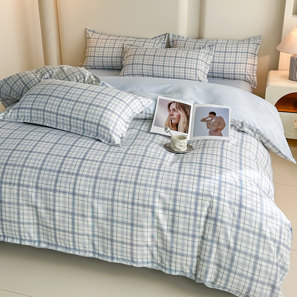 91家纺网 家纺一手货源 找家纺 楠沐家纺 2025年新款无印风学生印花四件套芦荟棉水洗棉 晴空蓝格