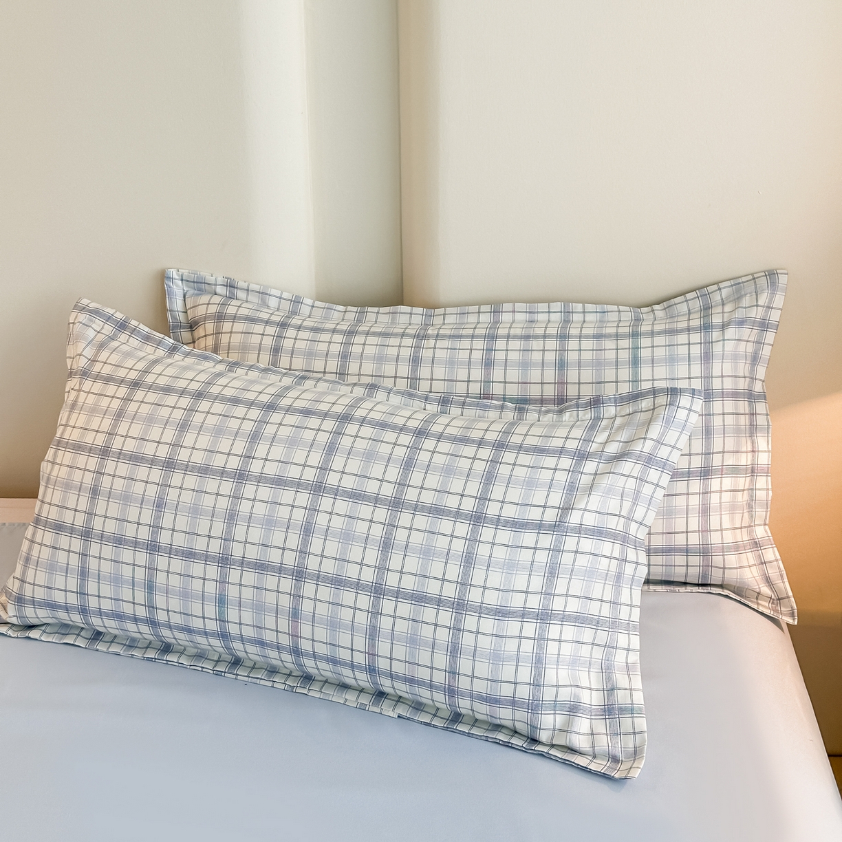 91家纺网 家纺一手货源 找家纺 楠沐家纺 2025年新款无印风学生印花四件套芦荟棉水洗棉 晴空蓝格