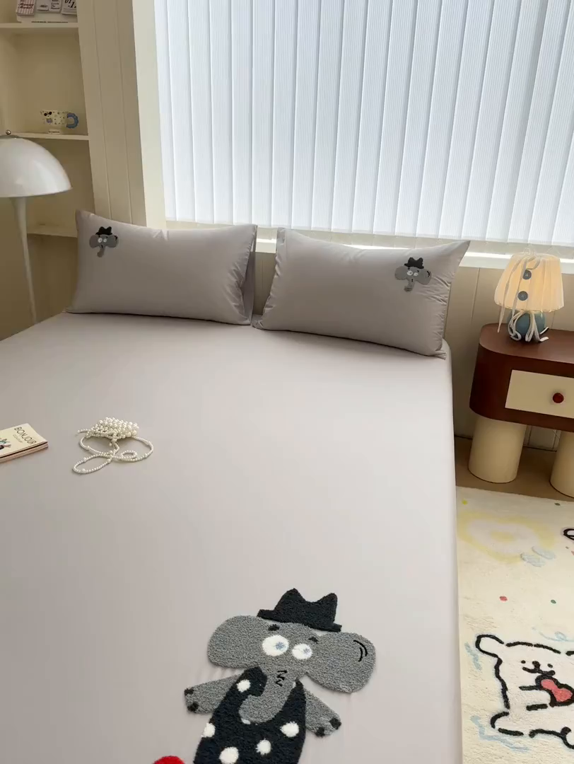 91家纺网 家纺一手货源 找家纺 卡诗兰 2025新款100支全棉磨毛毛巾绣床笠三件套 小象先生