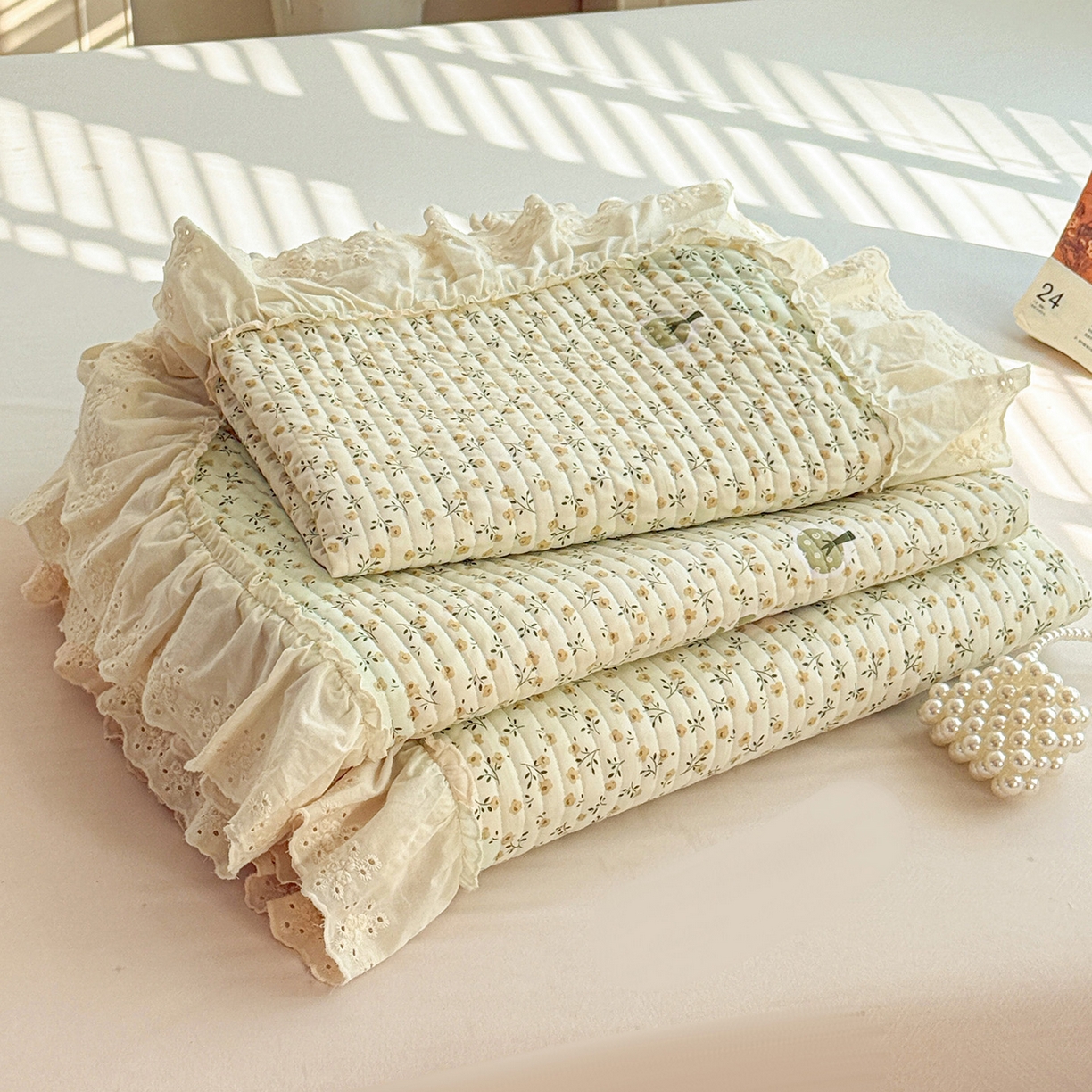 91家纺网 家纺一手货源 找家纺 亨通家纺 2026新款古法水洗棉花边夹棉床盖单床盖床盖单件 春天里