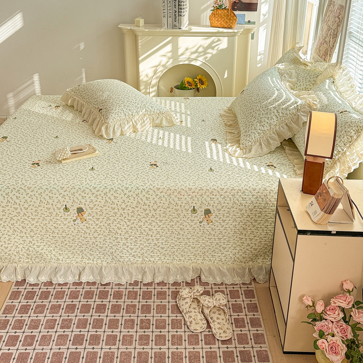 91家纺网 家纺一手货源 找家纺 亨通家纺 2026新款古法水洗棉花边夹棉床盖单床盖床盖单件 春天里