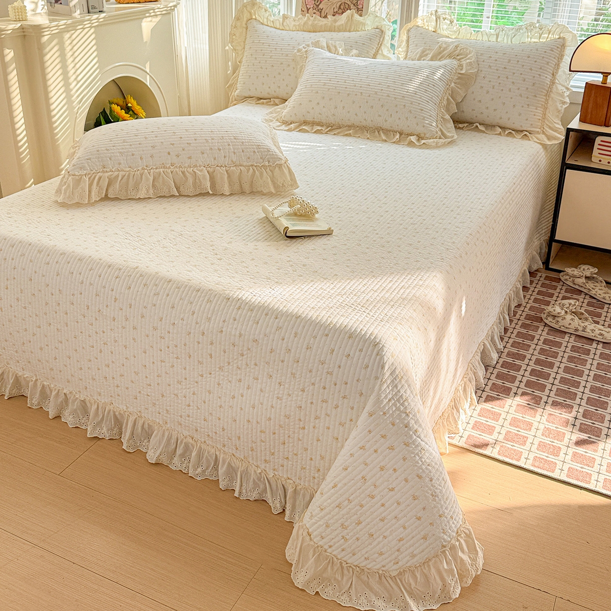 亨通家纺 2026新款古法水洗棉花边夹棉床盖单床盖床盖单件 花田与夏