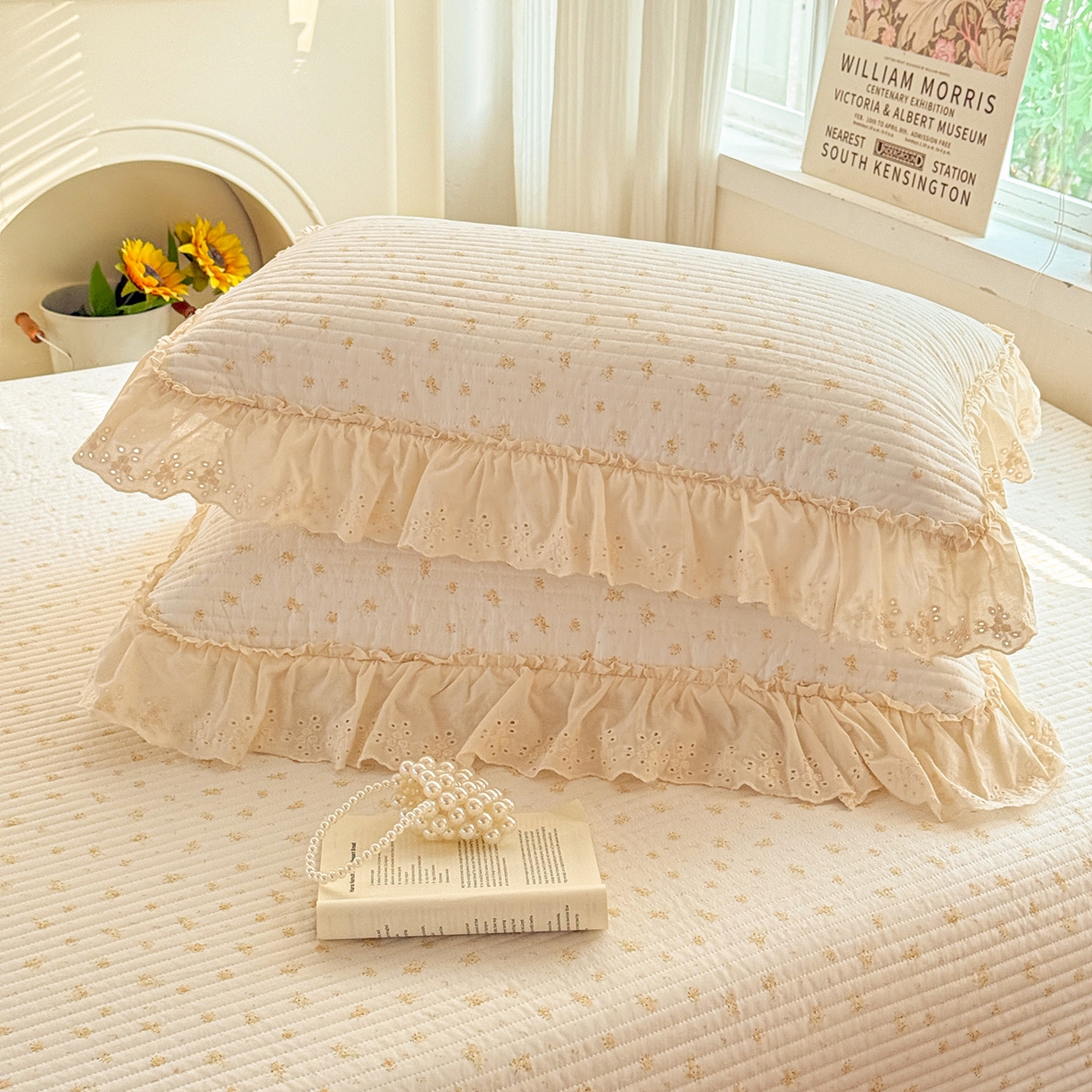 91家纺网 家纺一手货源 找家纺 亨通家纺 2026新款古法水洗棉花边夹棉床盖单床盖床盖单件 花田与夏