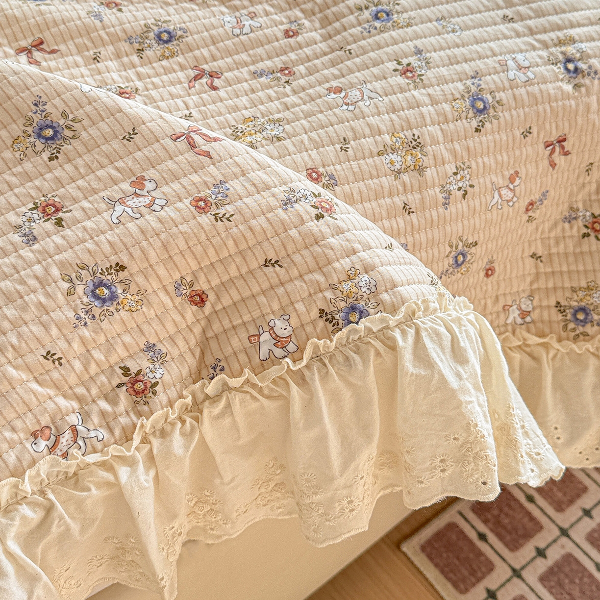 91家纺网 家纺一手货源 找家纺 亨通家纺 2026新款古法水洗棉花边夹棉床盖单床盖床盖单件 甜豆女孩