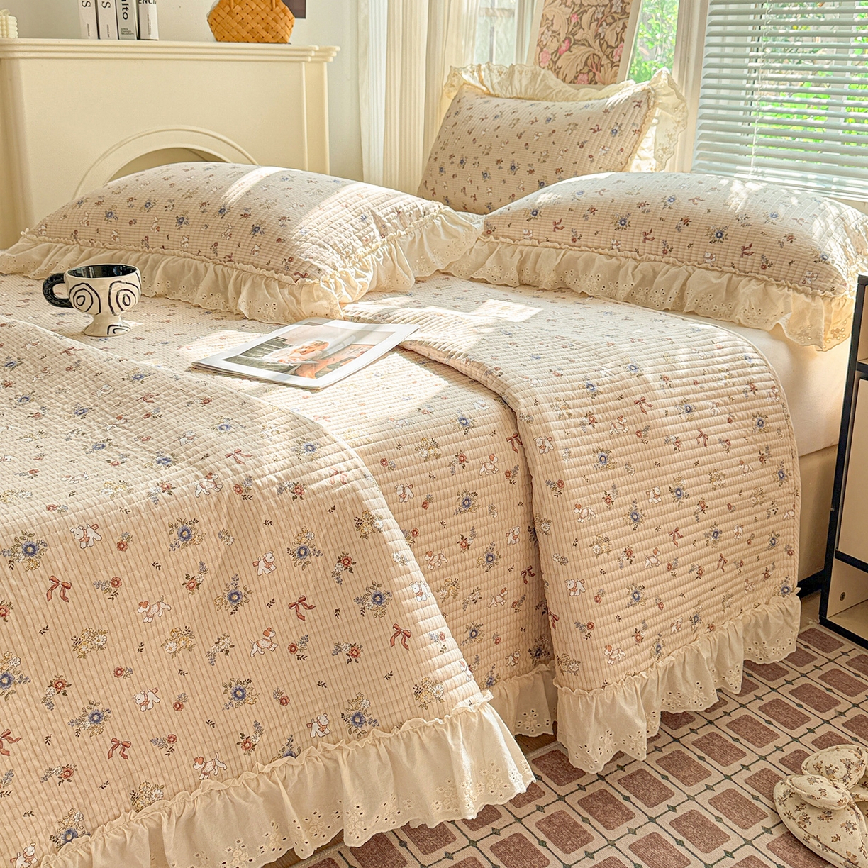 91家纺网 家纺一手货源 找家纺 亨通家纺 2026新款古法水洗棉花边夹棉床盖单床盖床盖单件 甜豆女孩