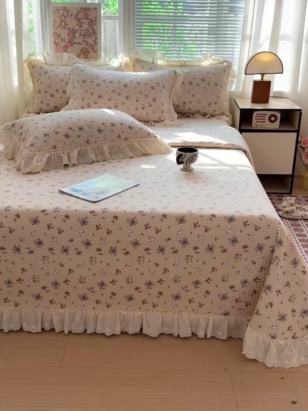 91家纺网 家纺一手货源 找家纺 亨通家纺 2026新款古法水洗棉花边夹棉床盖单床盖床盖单件 甜豆女孩