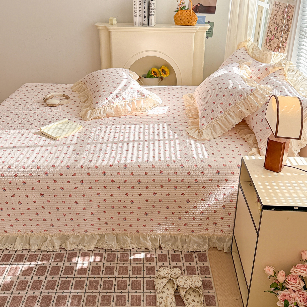 91家纺网 家纺一手货源 找家纺 亨通家纺 2026新款古法水洗棉花边夹棉床盖单床盖床盖单件 瑶花知