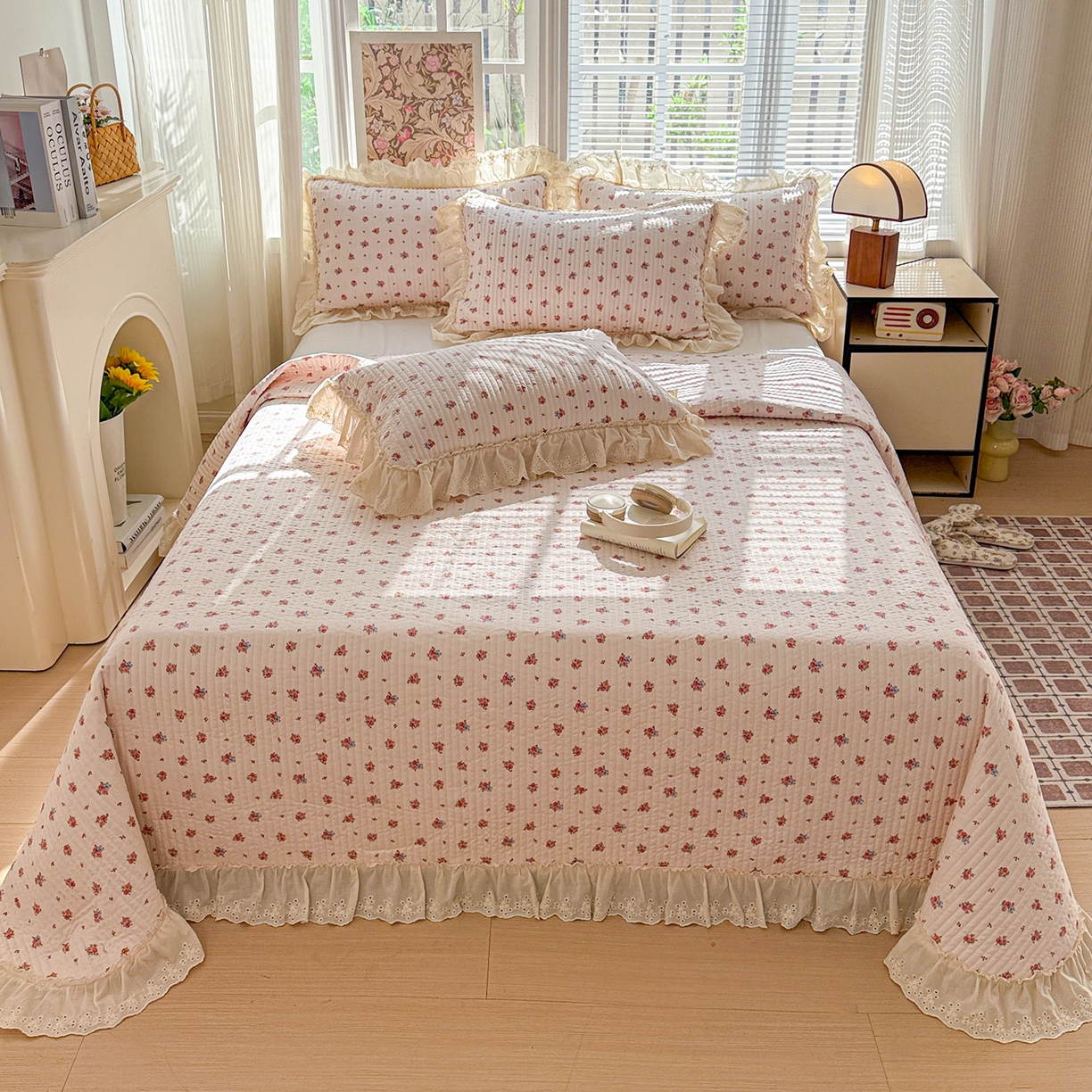 91家纺网 家纺一手货源 找家纺 亨通家纺 2026新款古法水洗棉花边夹棉床盖单床盖床盖单件 瑶花知