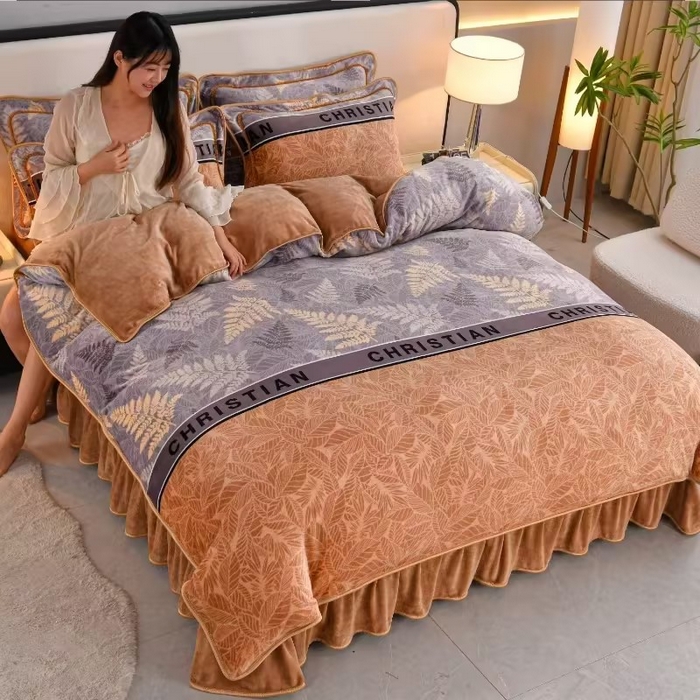 91家纺网 家纺一手货源 找家纺 硕喜 2025新款新8.5斤法莱绒四件套珊瑚牛奶金貂绒四件套床裙款 暖意洋洋