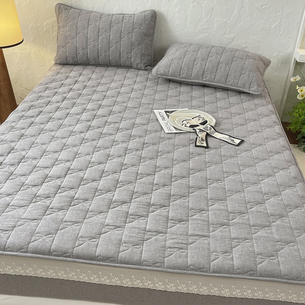 91家纺网 家纺一手货源 找家纺 （总）豪选家纺 2025新款纯棉花边夹棉棉花床笠