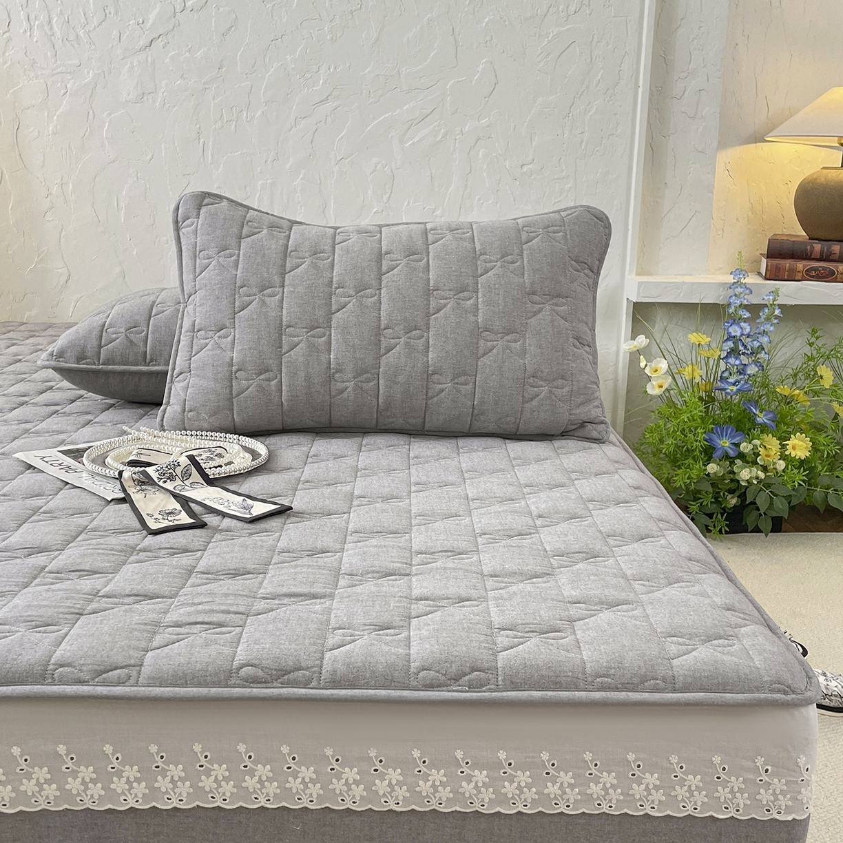 91家纺网 家纺一手货源 找家纺 （总）豪选家纺 2025新款纯棉花边夹棉棉花床笠