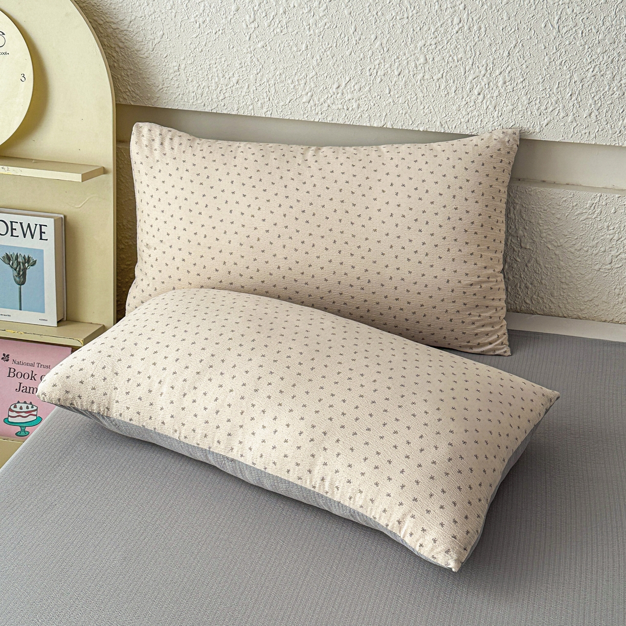 91家纺网 家纺一手货源 找家纺 麦乐迪 2026年新款A类抗菌云感双层纱印花四件套（提高买家秀） 米灰蝴蝶结