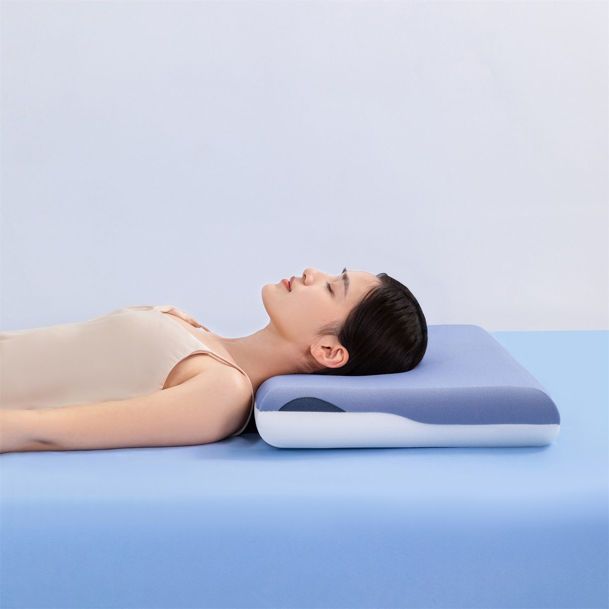 91家纺网 家纺一手货源 找家纺 （总）金牛枕芯 2025新款针织暖绒记忆棉手提猫肚枕头枕芯