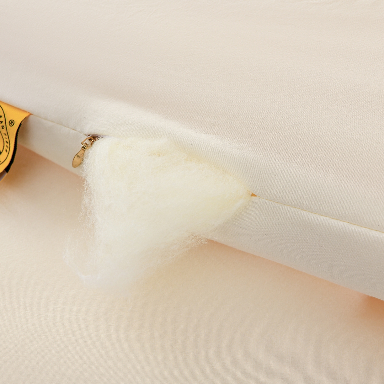 91家纺网 家纺一手货源 找家纺 曼尼家纺 2025新款李官奇大豆被官方正品授权李官奇大豆纤维被包检测 白色