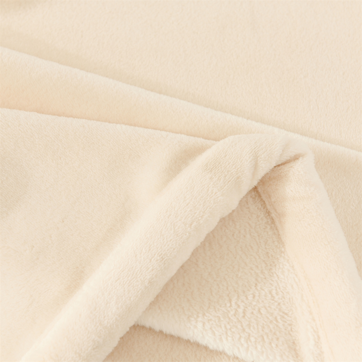 91家纺网 家纺一手货源 找家纺 恋绒家纺 2025新款刺绣款双面绒毛毯毯子盖毯 幸运狗-米白