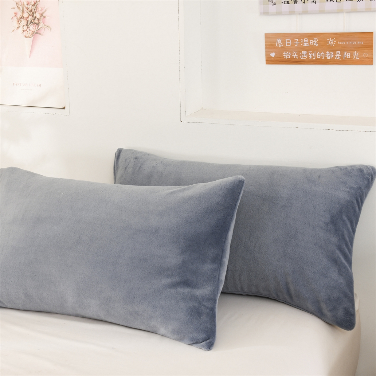 91家纺网 家纺一手货源 找家纺 恋绒家纺 2025新款刺绣款双面绒毛毯毯子盖毯 幸运狗-深蓝