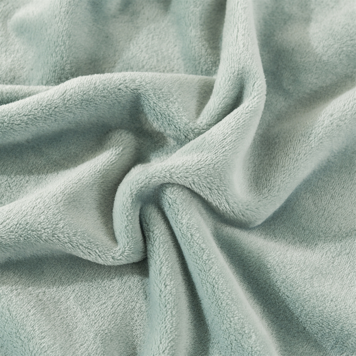 91家纺网 家纺一手货源 找家纺 恋绒家纺 2025新款双面绒多功能休闲毛毯盖毯毯子 湖蓝