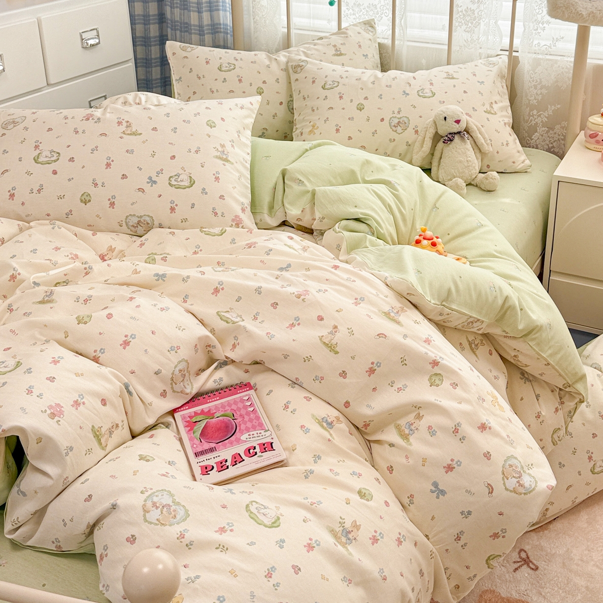 91家纺网 家纺一手货源 找家纺 简宜家居（朝初家纺） 2025新款12868全棉兔与花笺系列四件套 兔与花笺