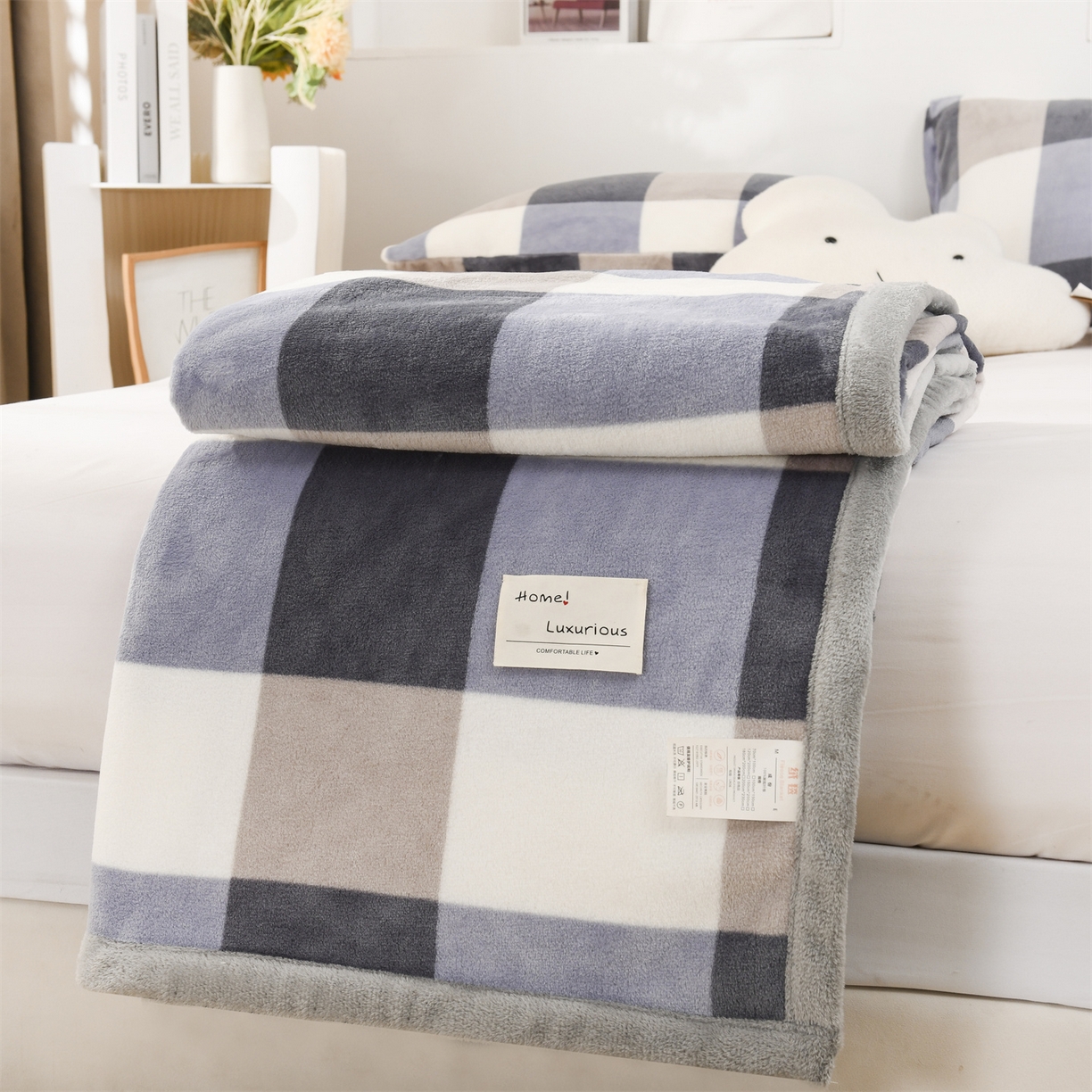 91家纺网 家纺一手货源 找家纺 恋绒家纺 2025新款双面绒多功能休闲毛毯盖毯毯子 简约格调