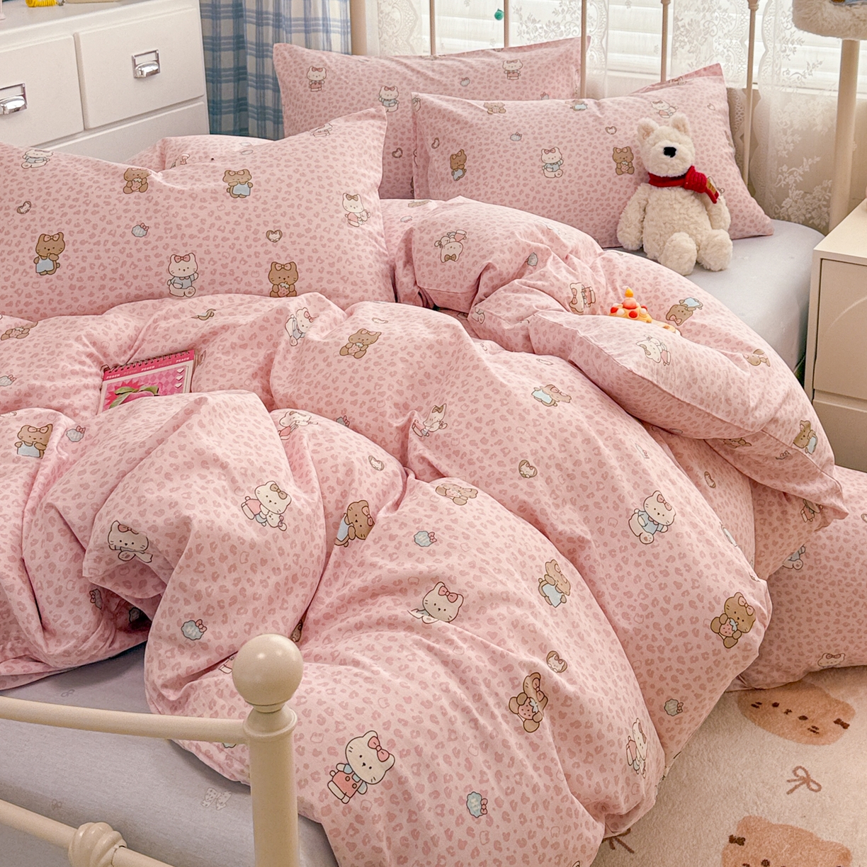 91家纺网 家纺一手货源 找家纺 简宜家居（朝初家纺） 2025新款12868全棉兔与花笺系列四件套 豹纹-粉